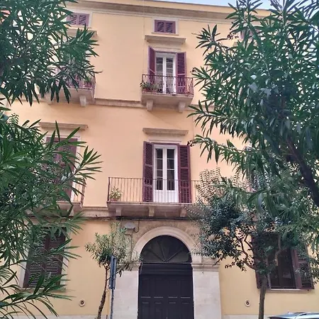 Apartment Antica Dimora Lombardi 1 Bari